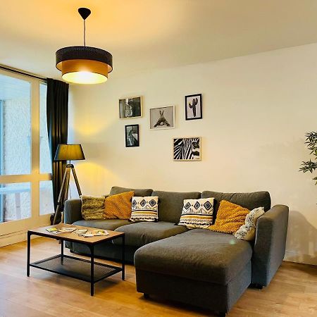 Airelle, bel appartement avec loggia vue montagne Font-Romeu-Odeillo-Via Extérieur photo