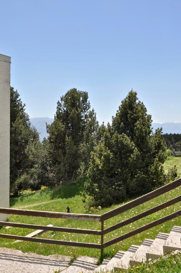 Airelle, bel appartement avec loggia vue montagne Font-Romeu-Odeillo-Via Extérieur photo