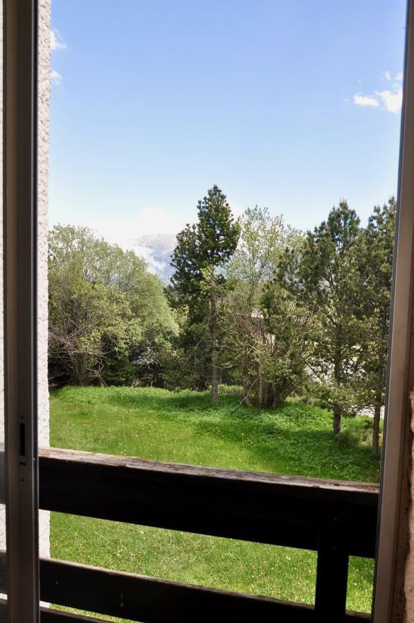 Airelle, bel appartement avec loggia vue montagne Font-Romeu-Odeillo-Via Extérieur photo